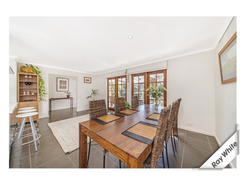 6 Roberts Street, Macquarie ACT 2614