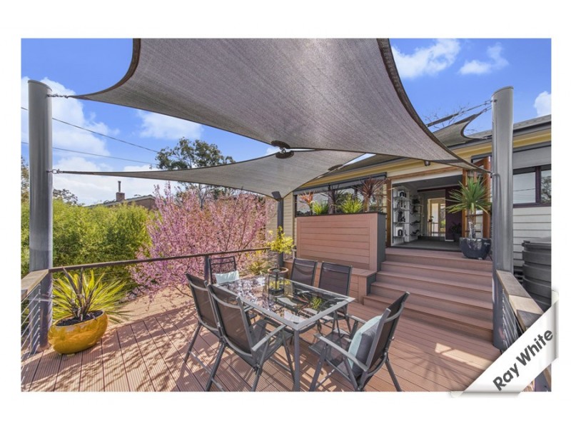 6 Roberts Street, Macquarie ACT 2614