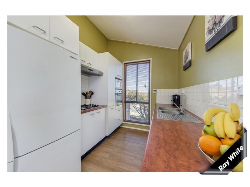 2 Holland Street, Macgregor ACT 2615