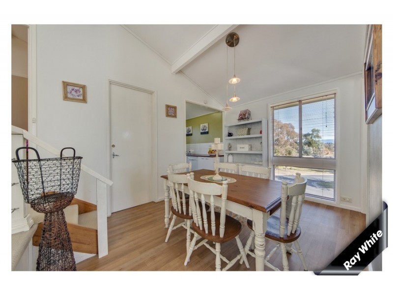 2 Holland Street, Macgregor ACT 2615