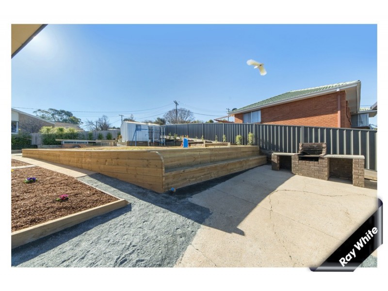 2 Holland Street, Macgregor ACT 2615