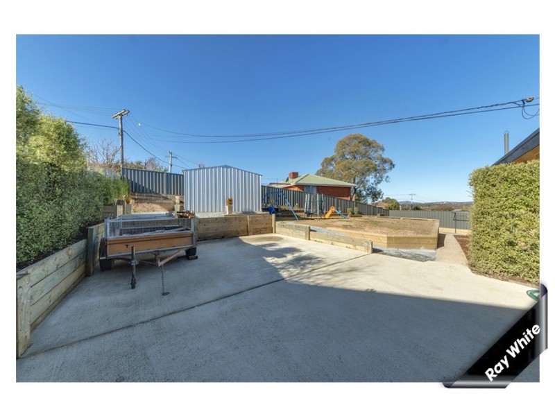 2 Holland Street, Macgregor ACT 2615