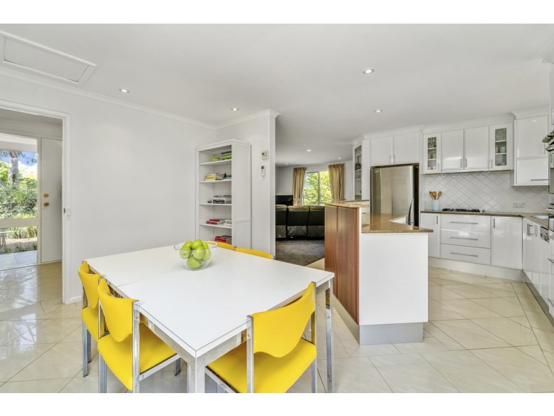 3 Don Place, Spence ACT 2615