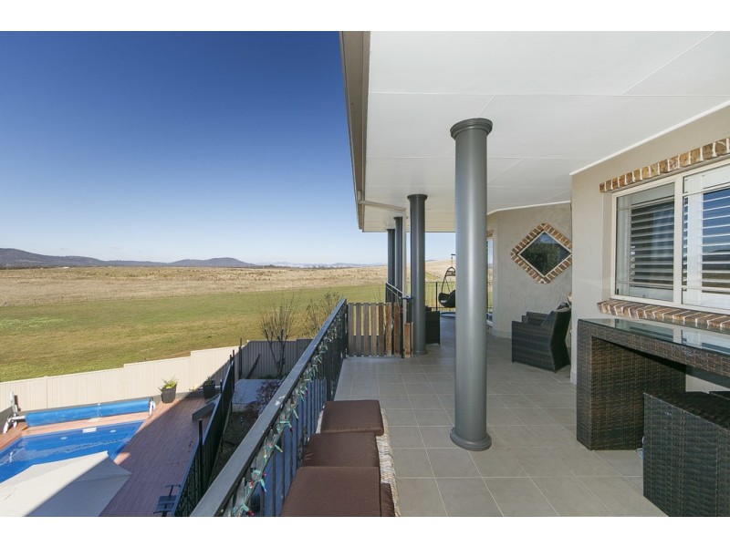 91 Weddin Circuit, Palmerston ACT 2913