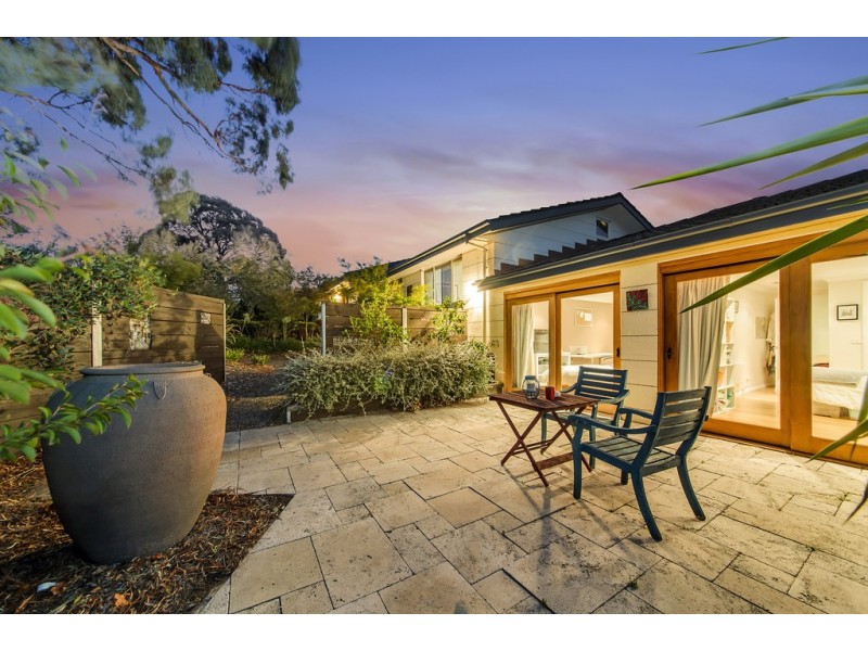 14 Packer Street, Weetangera ACT 2614