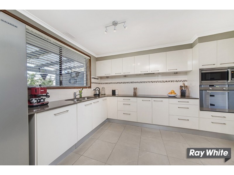4 Moor Place, Evatt ACT 2617