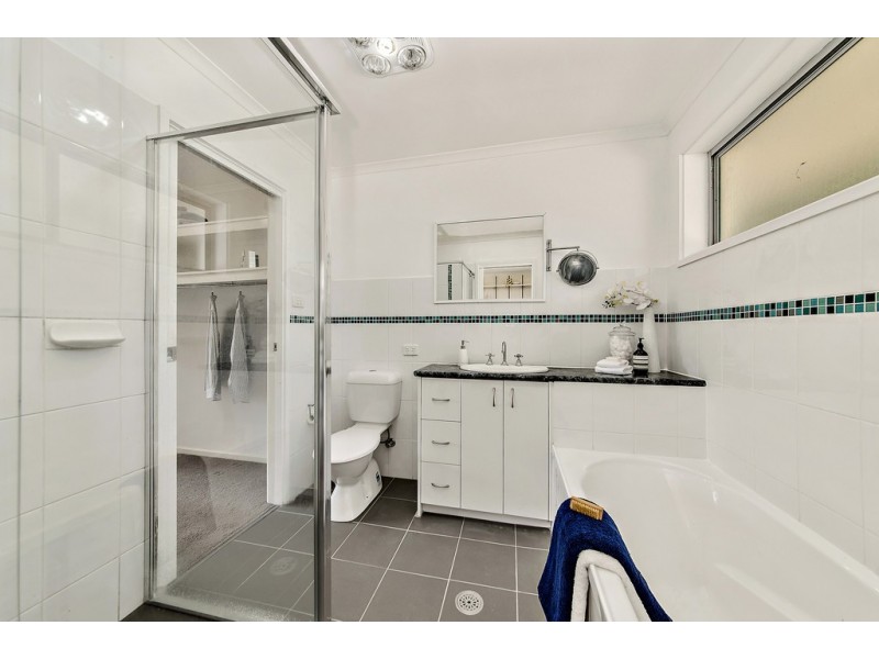 7 Line Place, Weetangera ACT 2614