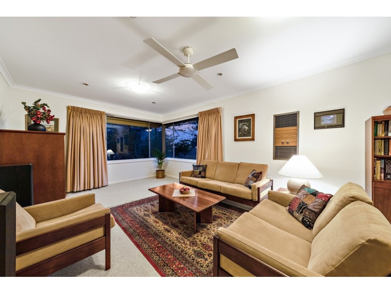 18 Kinleyside Crescent, Weetangera ACT 2614