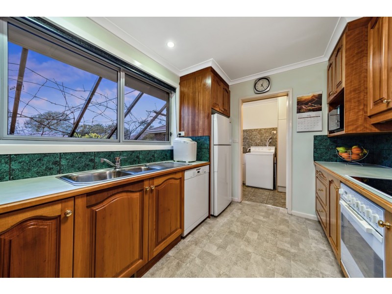 18 Kinleyside Crescent, Weetangera ACT 2614