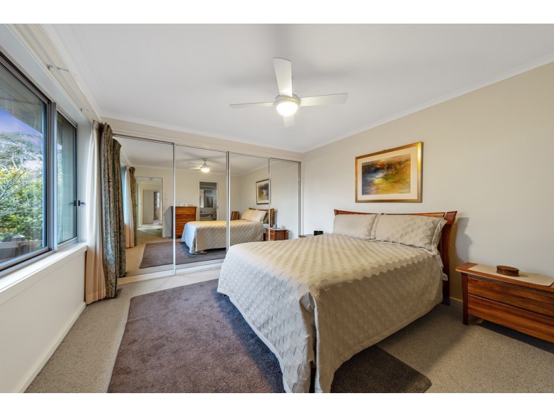 18 Kinleyside Crescent, Weetangera ACT 2614