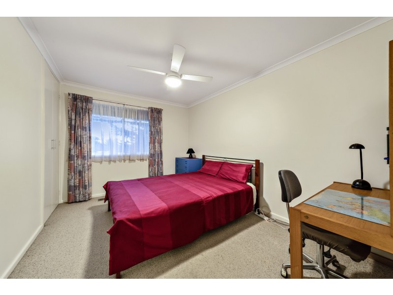 18 Kinleyside Crescent, Weetangera ACT 2614