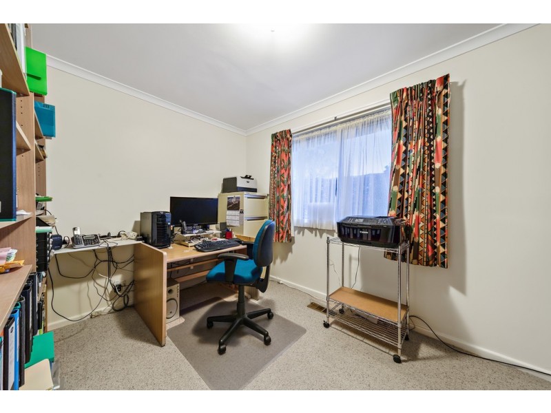 18 Kinleyside Crescent, Weetangera ACT 2614