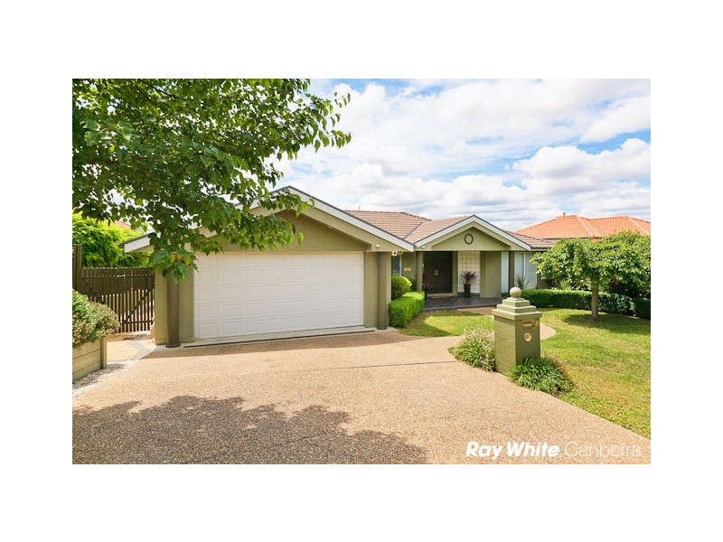 8 Fleetwood Smith Street, Nicholls ACT 2913