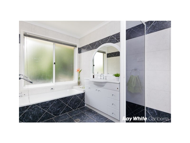 8 Fleetwood Smith Street, Nicholls ACT 2913