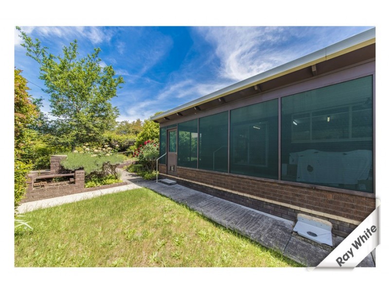 61 Stretton Crescent, Latham ACT 2615