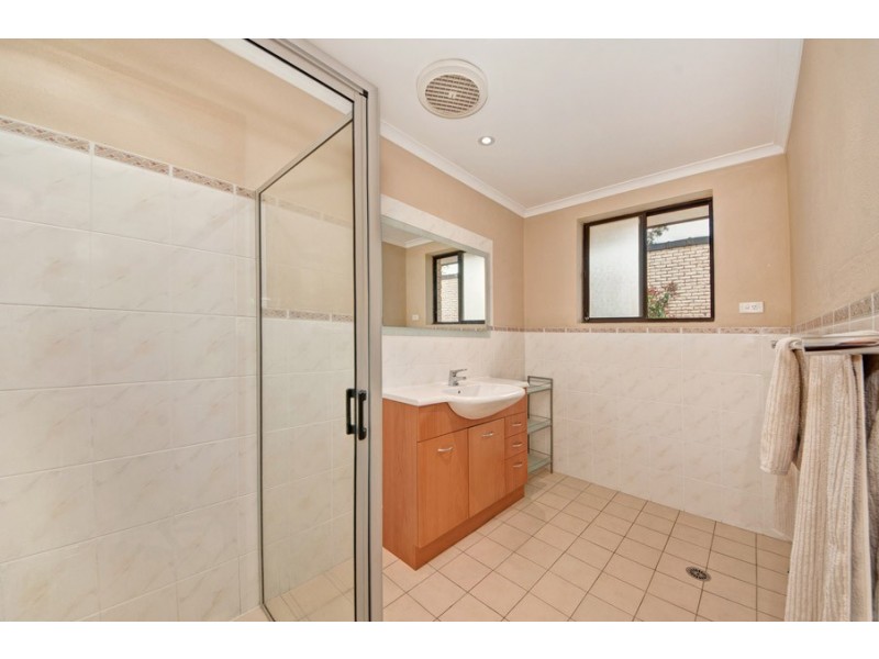 22 Epenarra Close, Hawker ACT 2614