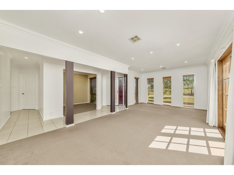 4 Mag Place, Dunlop ACT 2615