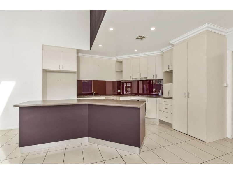 4 Mag Place, Dunlop ACT 2615