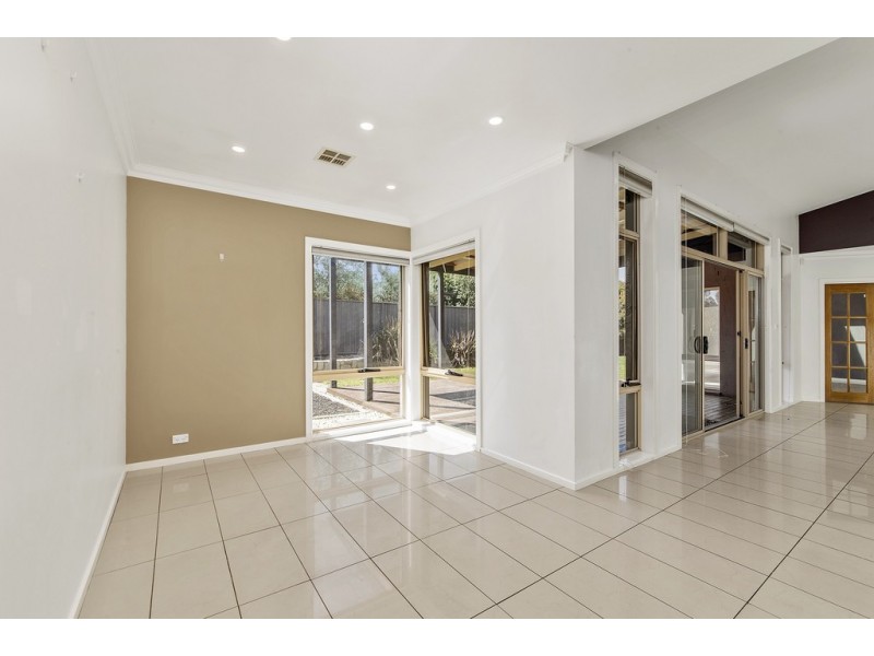 4 Mag Place, Dunlop ACT 2615