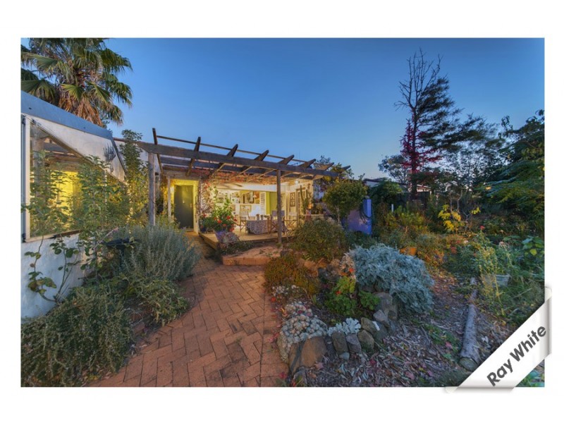 35 Heydon Crescent, Evatt ACT 2617