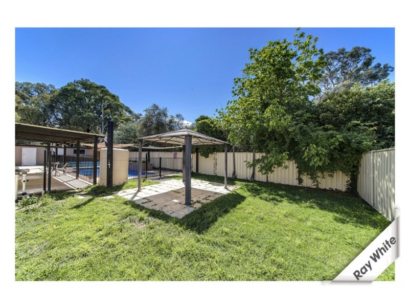 2 Bloxham Street, Charnwood ACT 2615