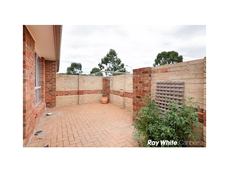8 Yarrawonga Street, Ngunnawal ACT 2913