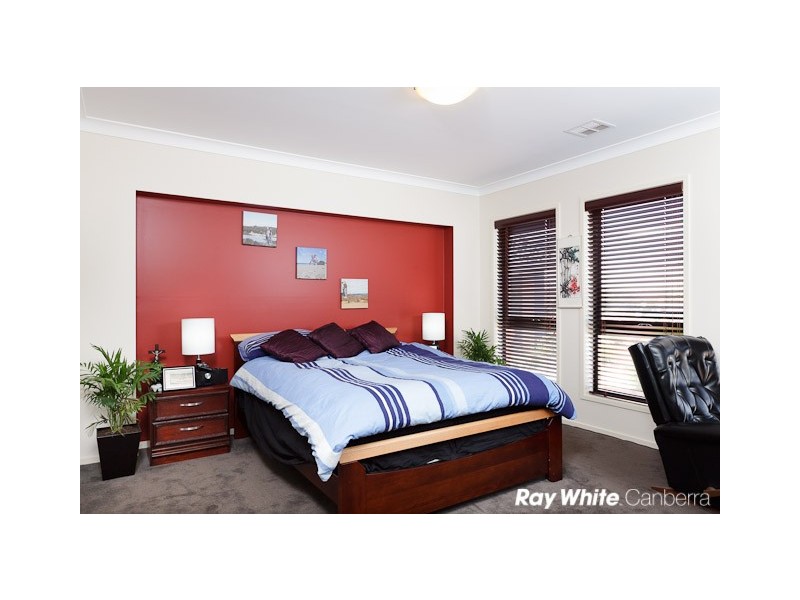 18 Grimstone Place, Franklin ACT 2913