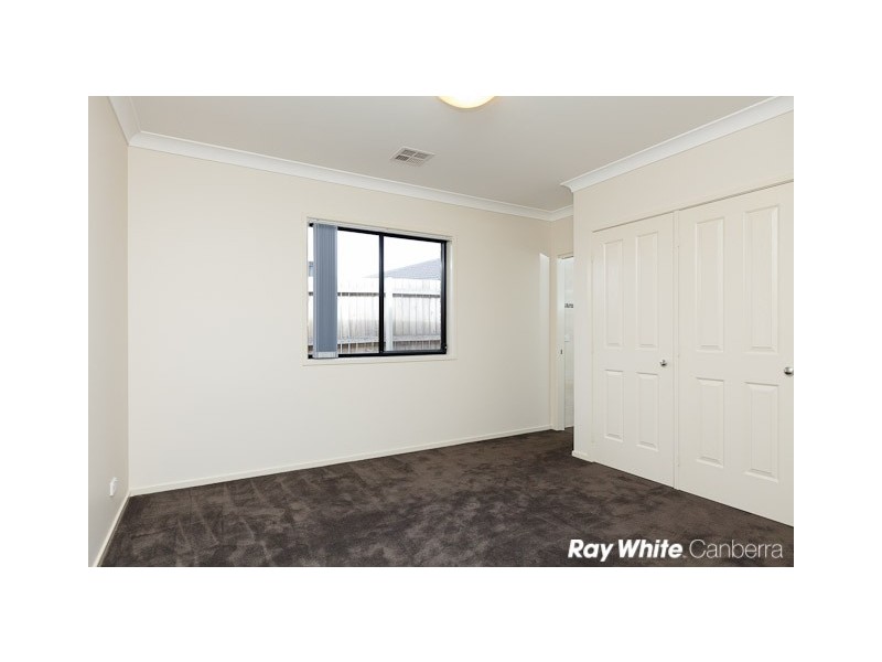 18 Grimstone Place, Franklin ACT 2913