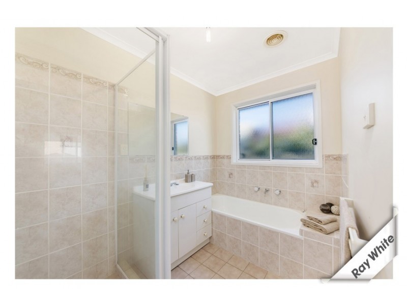 33 Lance Hill Avenue, Dunlop ACT 2615