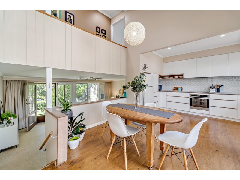 10 Teague Street, Cook ACT 2614