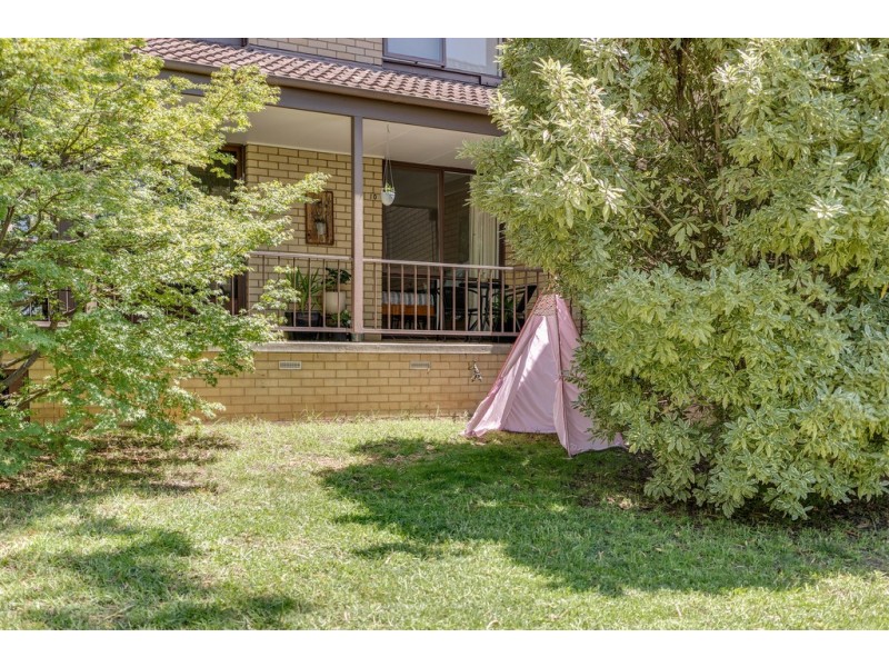 10 Teague Street, Cook ACT 2614