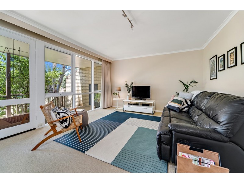 10 Teague Street, Cook ACT 2614