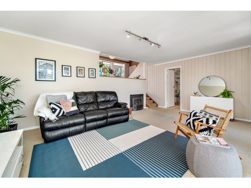 10 Teague Street, Cook ACT 2614