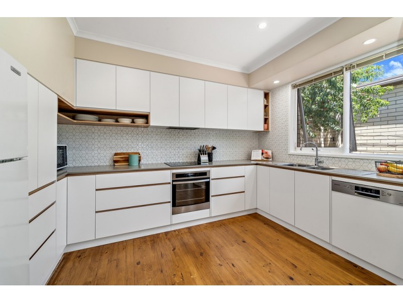 10 Teague Street, Cook ACT 2614