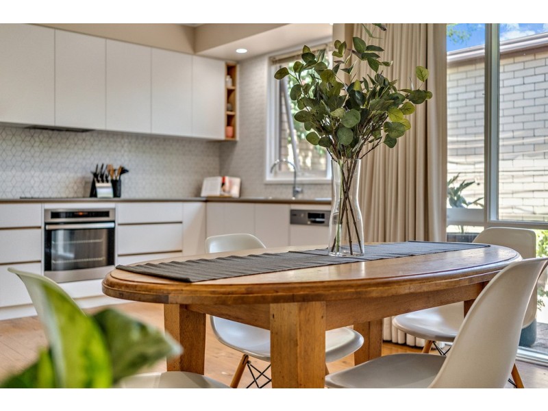 10 Teague Street, Cook ACT 2614