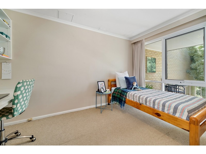 10 Teague Street, Cook ACT 2614