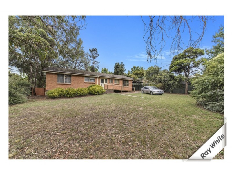 51 Osburn Drive, Macgregor ACT 2615