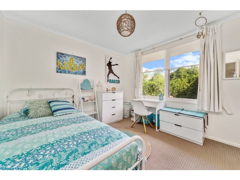 13 Davis Street, Weetangera ACT 2614
