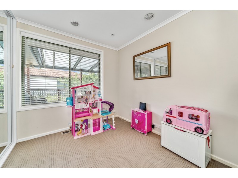 13 Davis Street, Weetangera ACT 2614