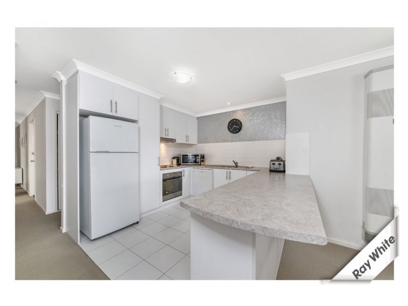 34 Clyde Finlay Street, Macgregor ACT 2615
