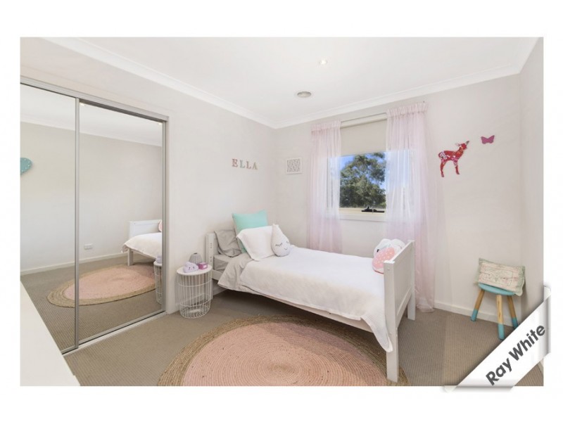 18 Bathurst Place, Macquarie ACT 2614
