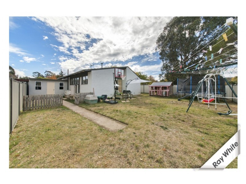 4 Moulder Court, Charnwood ACT 2615