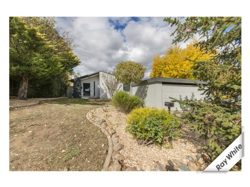 4 Moulder Court, Charnwood ACT 2615