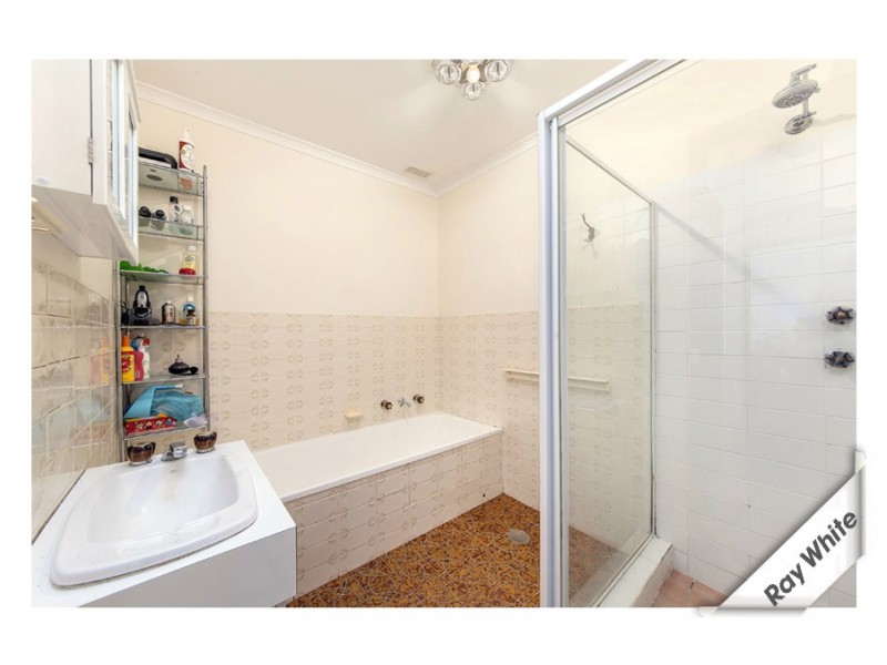 20 McGowen Close, Spence ACT 2615