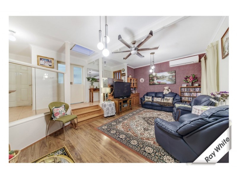 18 McGowen Close, Spence ACT 2615