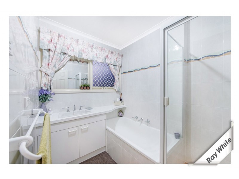 18 McGowen Close, Spence ACT 2615