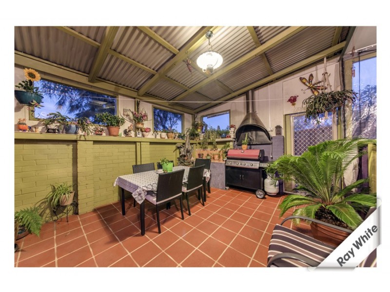 18 McGowen Close, Spence ACT 2615