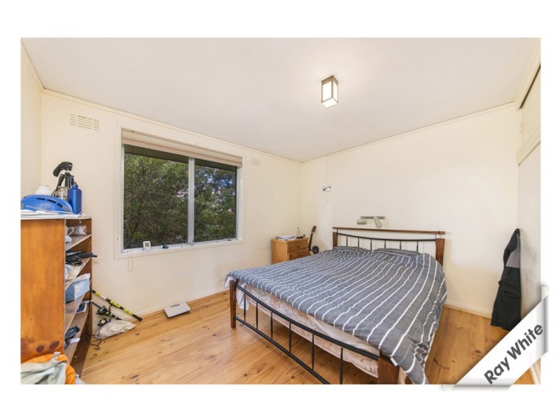 16 Biraban Place, Macquarie ACT 2614