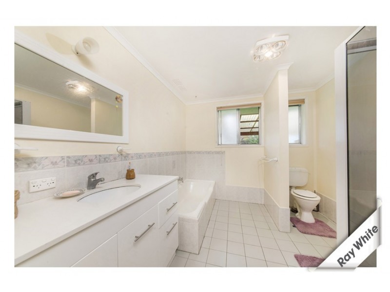 16 Biraban Place, Macquarie ACT 2614