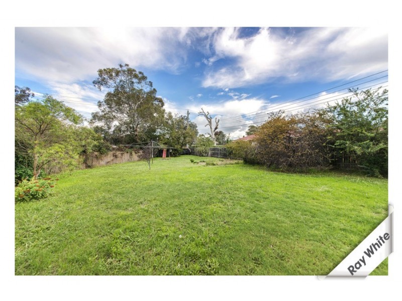 16 Biraban Place, Macquarie ACT 2614